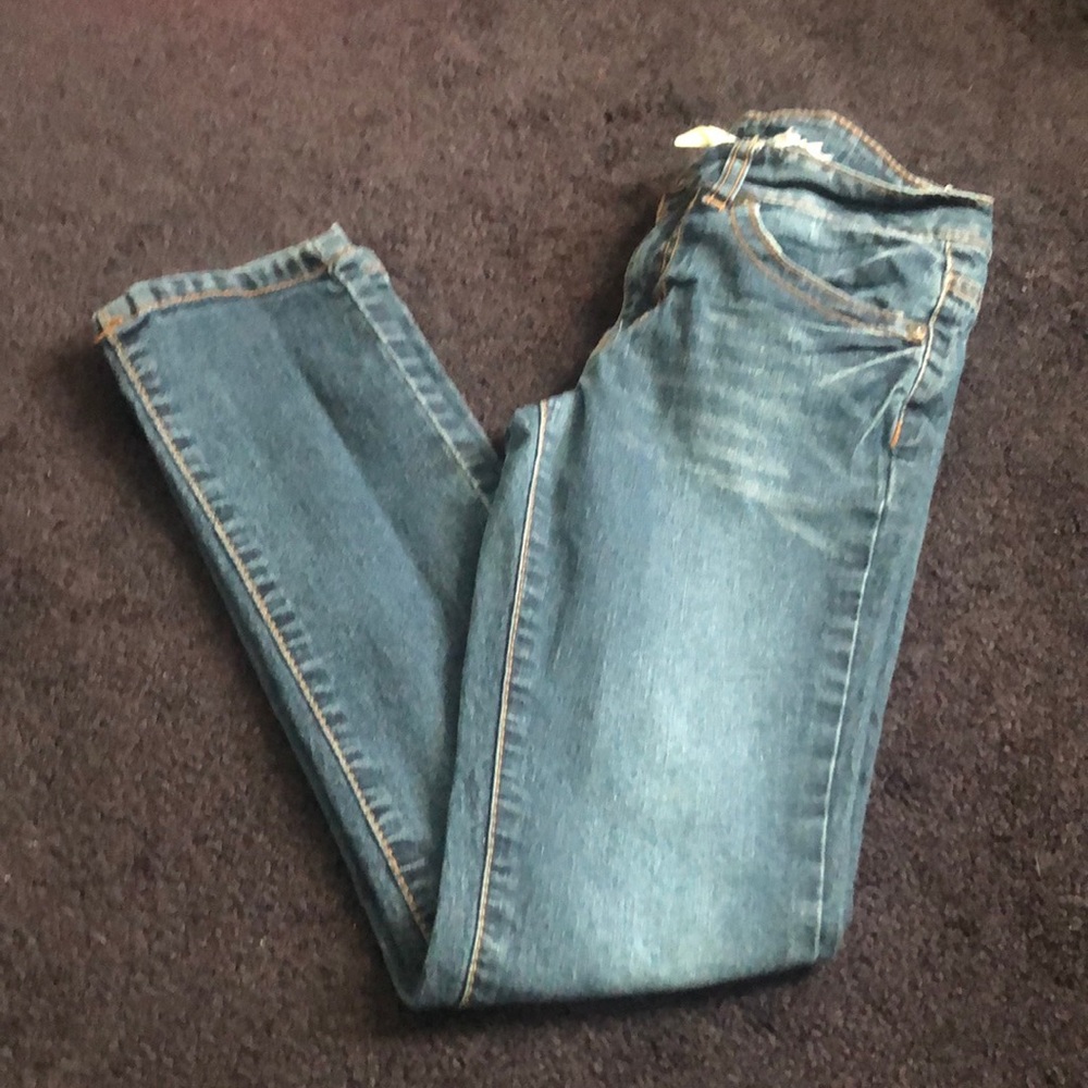 Jean Bundle - Picture 4 of 5